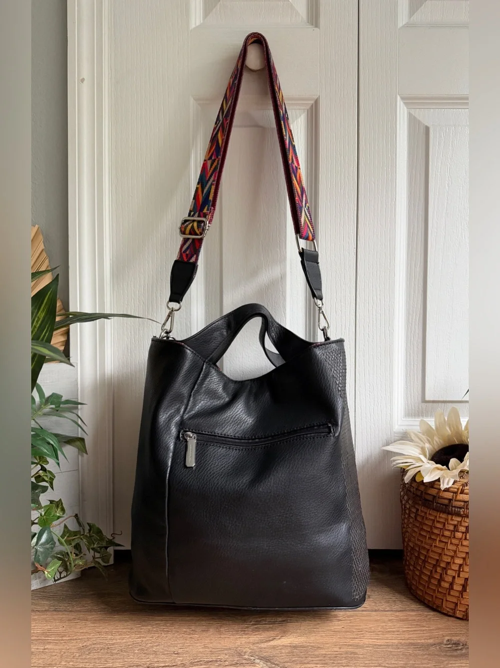 Marina Galanti Black VL Hobo Tote Bag w/Studs & Removable Colorful Strap